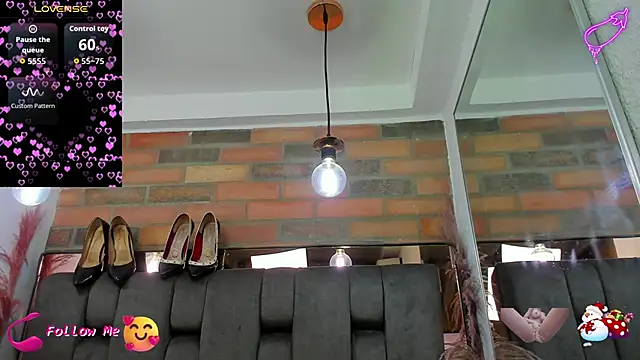 Snapshot of JESSYCORTES chatting on November 22, 2025, 2:49 pm JESSYCORTES online show from November 22, 2025, 2:49 pm