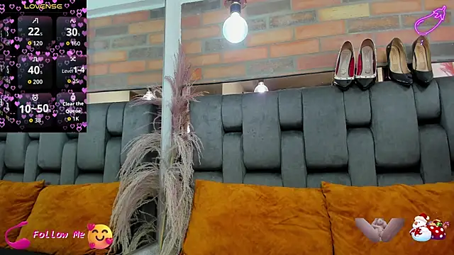 Snapshot of JESSYCORTES chatting on November 10, 2025, 2:55 pm JESSYCORTES online show from November 10, 2025, 2:55 pm