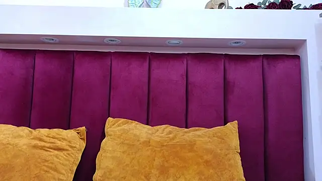 Snapshot of JESSYCORTES chatting on March 12, 2025, 2:12 pm JESSYCORTES online show from March 12, 2025, 2:12 pm