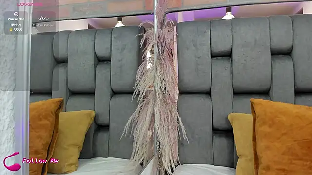 Snapshot of JESSYCORTES chatting on November 1, 2025, 3:28 pm JESSYCORTES online show from November 1, 2025, 3:28 pm