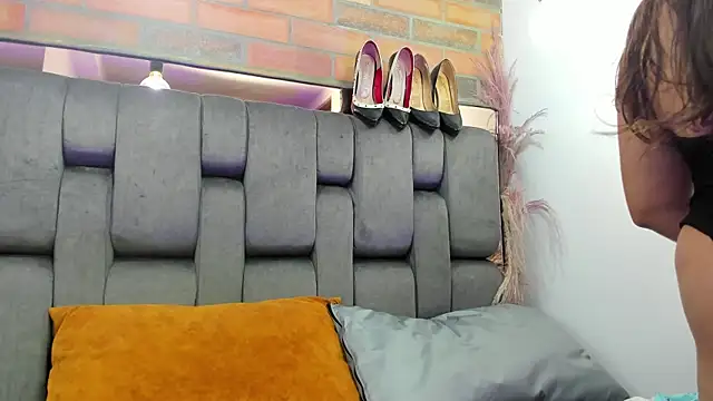 Snapshot of JESSYCORTES chatting on October 4, 2025, 2:40 pm JESSYCORTES online show from October 4, 2025, 2:40 pm