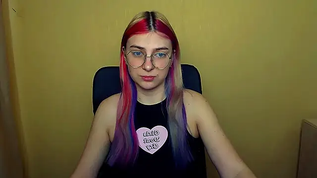 Luna Lush  online show from March 14, 2025, 8:42 am