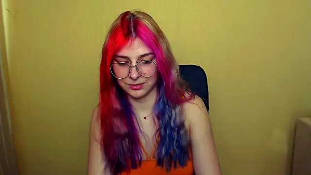 Luna Lush  online show from February 25, 2025, 12:16 pm