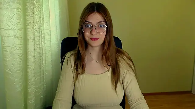 Snapshot of Luna_Lush_ chatting on June 10, 2026, 9:10 am Luna Lush online show from June 10, 2026, 9:10 am