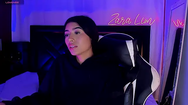 Snapshot of ZaraLim chatting on November 16, 2025, 2:16 am ZaraLim online show from November 16, 2025, 2:16 am