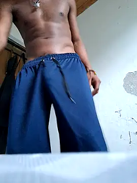 Snapshot of amarijones chatting on October 1, 2025, 1:04 pm amarijones online show from October 1, 2025, 1:04 pm