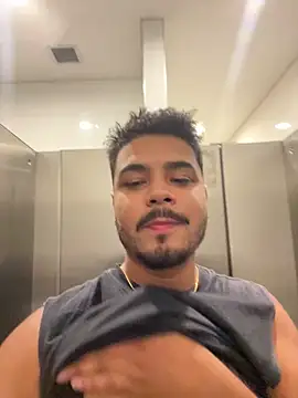 thiagowes online show from April 25, 2026, 1:08 am