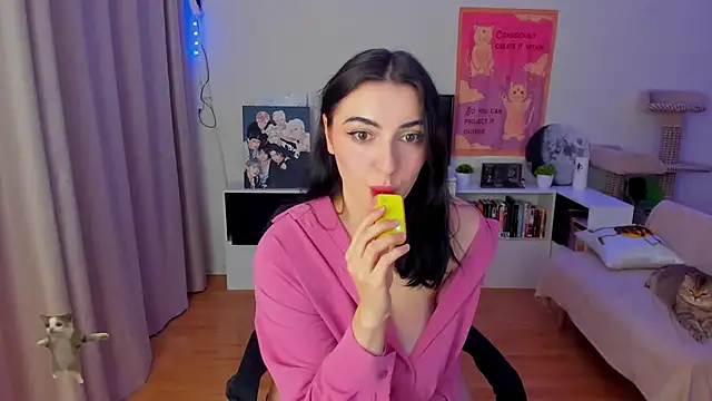 Snapshot of Taste_Jennyy chatting on September 8, 2025, 4:39 pm Taste Jennyy online show from September 8, 2025, 4:39 pm