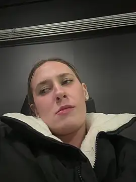 M1ssyk1ssy online show from January 14, 2025, 9:51 pm