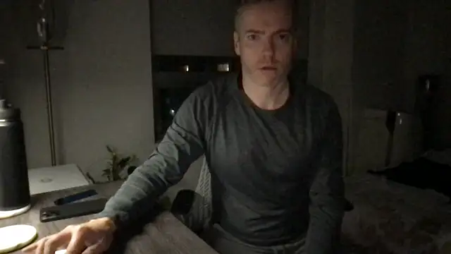 Gingerbushguy online show from January 4, 2025, 10:38 am