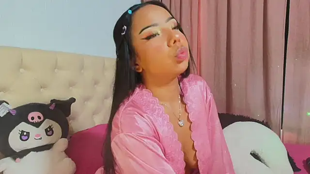 Snapshot of DafneMillers chatting on February 20, 2025, 4:36 pm DafneMillers online show from February 20, 2025, 4:36 pm