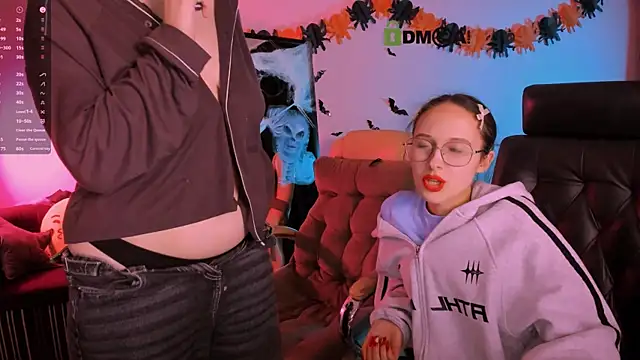 Snapshot of nikole_kitt chatting on November 2, 2025, 8:03 pm nikole kitt online show from November 2, 2025, 8:03 pm