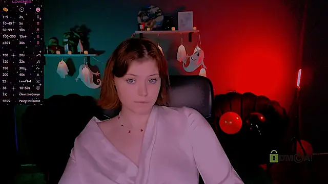 Snapshot of nikole_kitt chatting on October 26, 2025, 7:58 pm nikole kitt online show from October 26, 2025, 7:58 pm