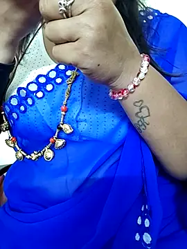 Snapshot of gaurika18 chatting on November 20, 2025, 10:49 am gaurika18 online show from November 20, 2025, 10:49 am