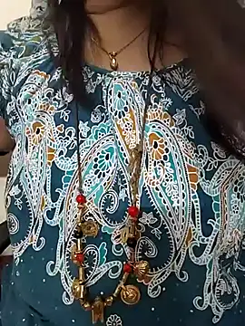 Snapshot of gaurika18 chatting on November 28, 2025, 2:12 am gaurika18 online show from November 28, 2025, 2:12 am