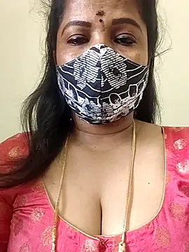 gaurika18 online show from April 11, 2026, 5:04 am