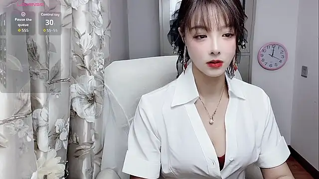 Snapshot of NINIbaby-99 chatting on November 13, 2025, 4:00 pm NINIbaby-99 online show from November 13, 2025, 4:00 pm