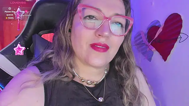 Snapshot of Naty_Mature_ chatting on March 7, 2025, 10:10 pm Naty Mature online show from March 7, 2025, 10:10 pm