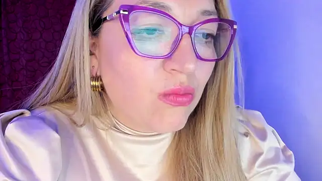 Snapshot of Naty_Mature_ chatting on September 13, 2025, 12:21 am Naty Mature online show from September 13, 2025, 12:21 am