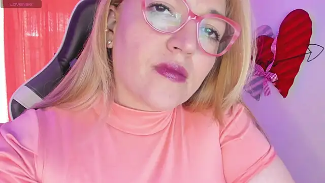 Snapshot of Naty_Mature_ chatting on March 21, 2025, 8:50 pm Naty Mature online show from March 21, 2025, 8:50 pm