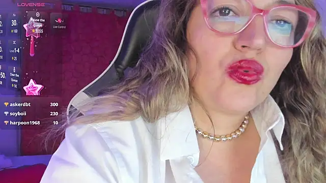 Snapshot of Naty_Mature_ chatting on March 15, 2025, 6:36 am Naty Mature online show from March 15, 2025, 6:36 am