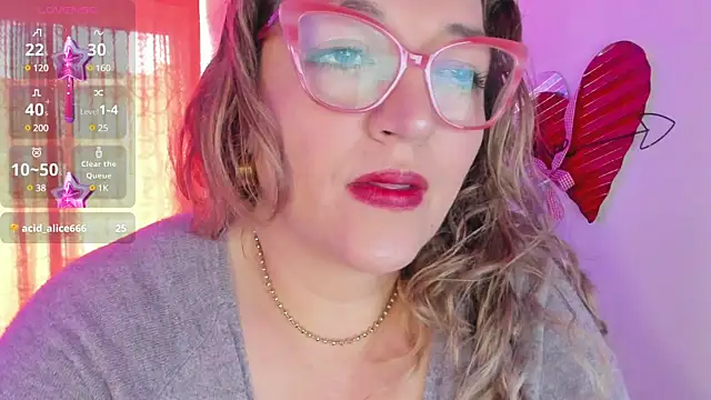 Snapshot of Naty_Mature_ chatting on March 18, 2025, 5:55 pm Naty Mature online show from March 18, 2025, 5:55 pm