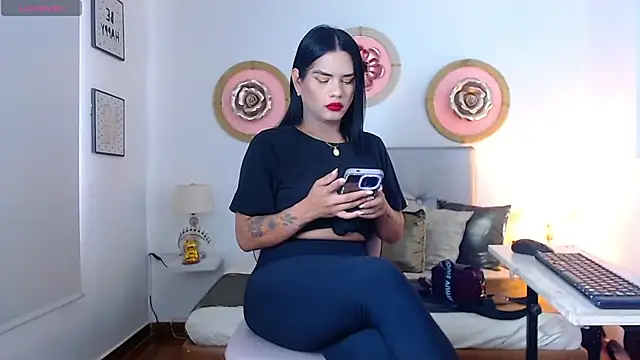 zoe hecate sexx online show from April 13, 2026, 7:07 pm