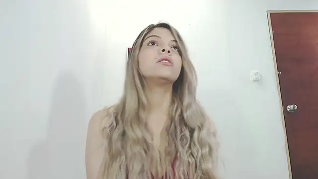 Snapshot of andreau18 chatting on September 12, 2025, 1:33 pm andreau18 online show from September 12, 2025, 1:33 pm