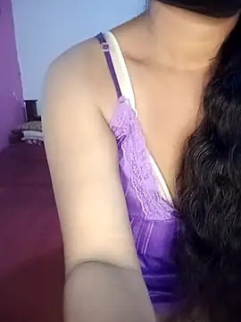 roundbunny online show from April 3, 2026, 2:29 am