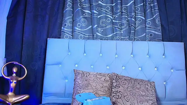 Snapshot of meggan_77 chatting on November 14, 2025, 4:27 am meggan 77 online show from November 14, 2025, 4:27 am