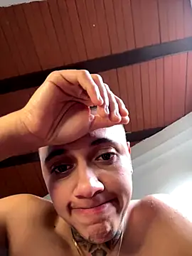  PhillipBrown online show from September 18, 2025, 8:45 pm