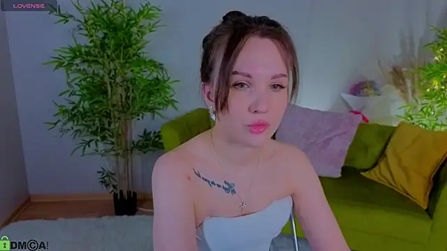 Wendy mm online show from December 5, 2025, 9:19 am