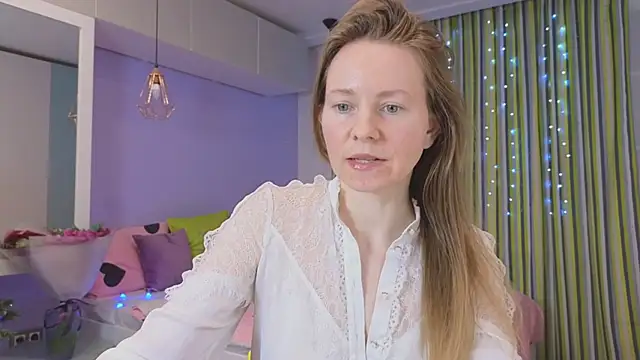 JanePearl online show from January 7, 2025, 9:46 pm