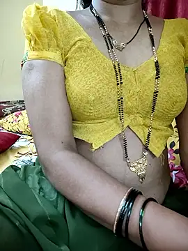 anuradha1432 online show from June 3, 2026, 2:33 pm