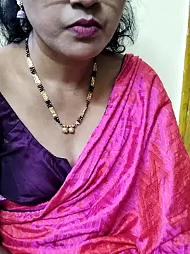 Snapshot of anuradha1432 chatting on December 15, 2025, 10:32 am anuradha1432 online show from December 15, 2025, 10:32 am