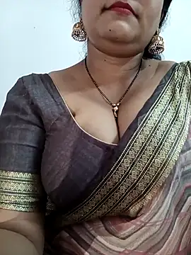 Nyra-23 online show from November 21, 2025, 7:51 am