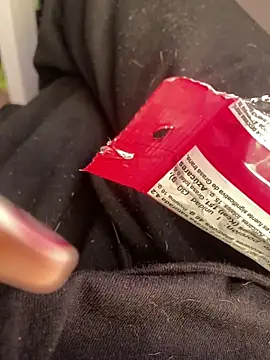 baby lizy online show from April 12, 2026, 4:43 pm