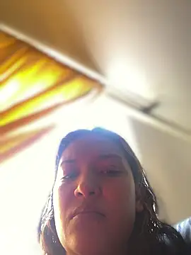 baby lizy online show from January 9, 2026, 7:10 pm