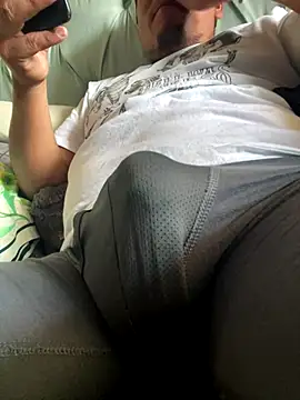 CBaizon online show from December 3, 2024, 6:33 pm