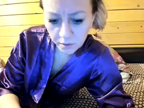 Cookiecutey online show from November 14, 2025, 8:23 pm