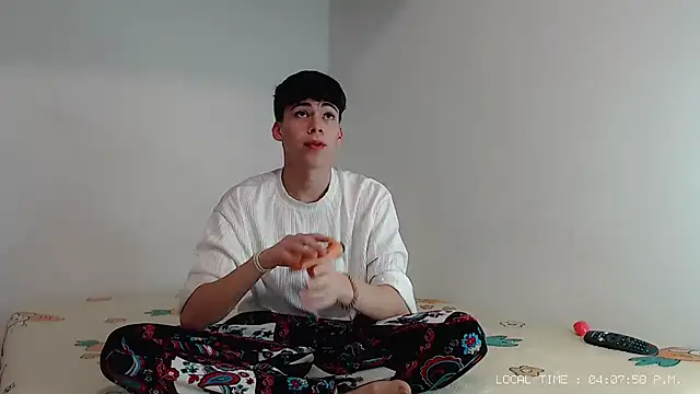 Snapshot of seth_ryder_ chatting on March 6, 2025, 9:09 pm seth ryder  online show from March 6, 2025, 9:09 pm