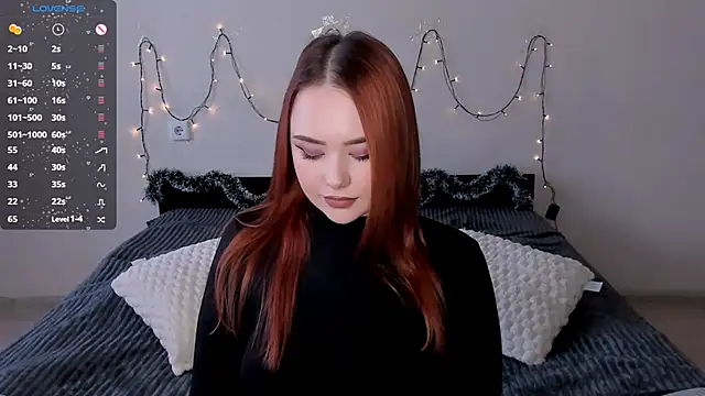 Snapshot of LittleKiitten chatting on January 16, 2025, 11:37 am LittleKiitten online show from January 16, 2025, 11:37 am