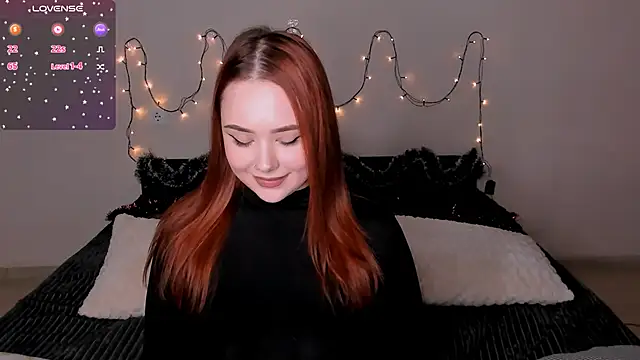 Snapshot of LittleKiitten chatting on December 21, 2024, 2:58 pm LittleKiitten online show from December 21, 2024, 2:58 pm