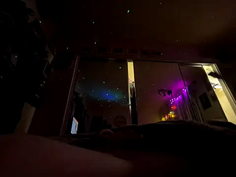 Johndoe2292 online show from December 3, 2025, 4:46 am