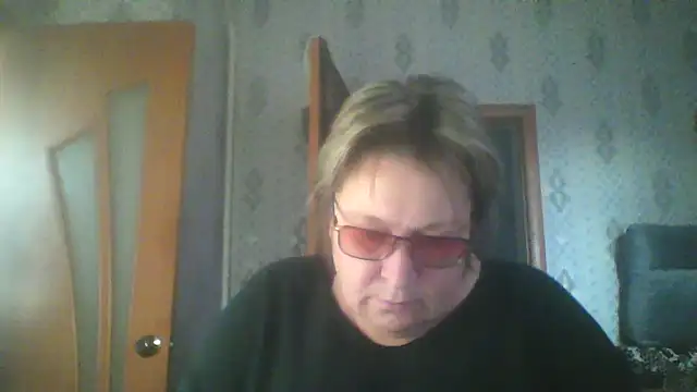 Snapshot of MelanieCold467 chatting on October 21, 2025, 5:07 am MelanieCold467 online show from October 21, 2025, 5:07 am
