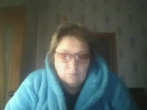 Snapshot of MelanieCold467 chatting on October 7, 2025, 5:19 am MelanieCold467 online show from October 7, 2025, 5:19 am