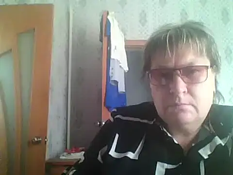 Snapshot of MelanieCold467 chatting on September 9, 2025, 5:06 am MelanieCold467 online show from September 9, 2025, 5:06 am