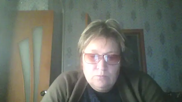 Snapshot of MelanieCold467 chatting on September 30, 2025, 5:24 am MelanieCold467 online show from September 30, 2025, 5:24 am