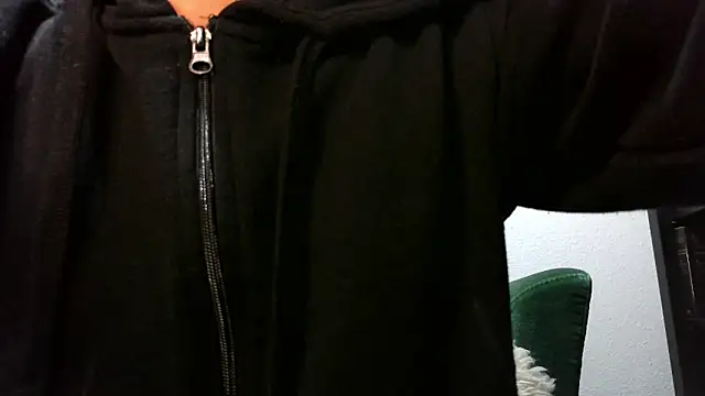 calioppe01 online show from February 18, 2026, 10:33 am