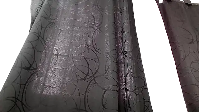 Kitten Hot  online show from November 29, 2025, 9:15 pm